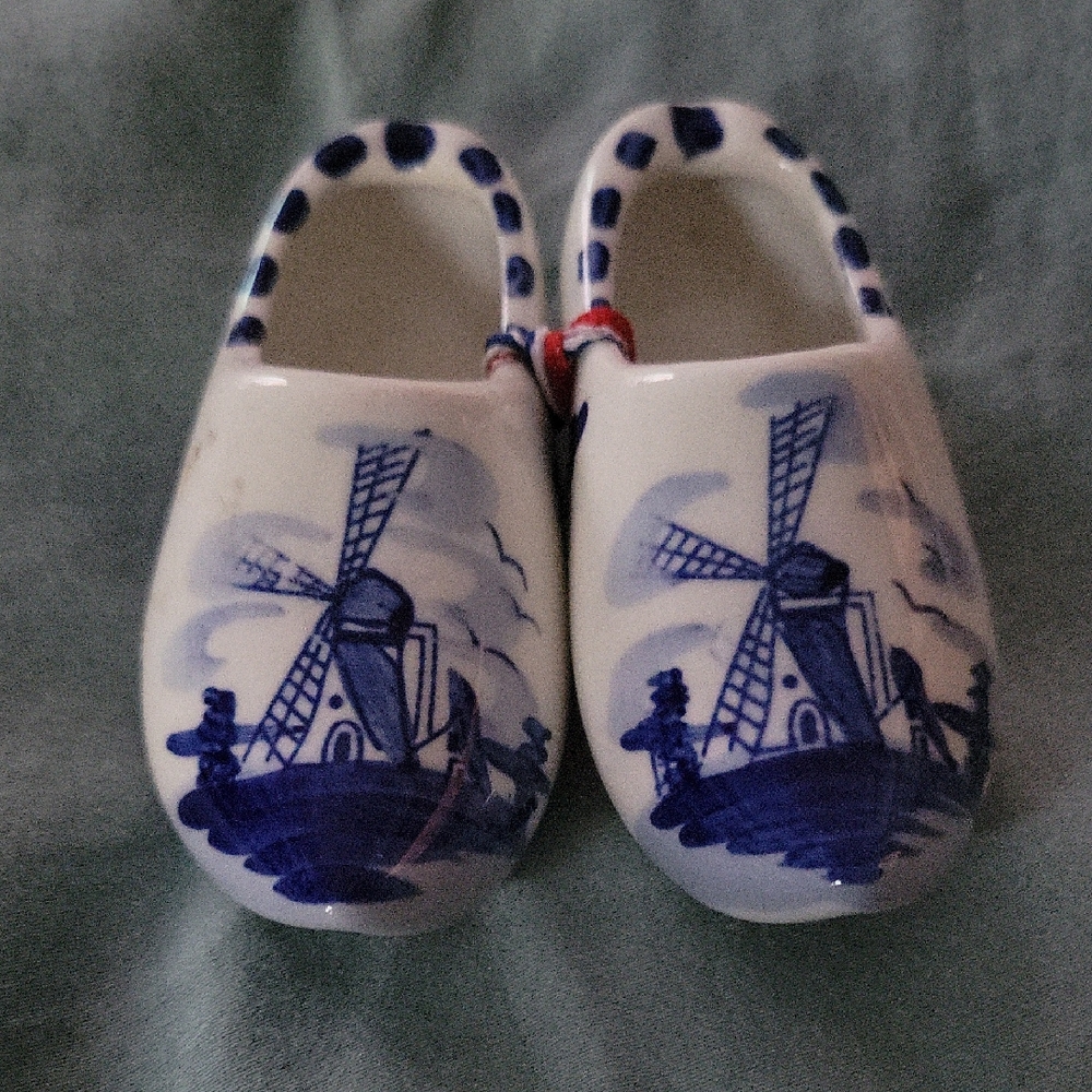 Delft Dutch Clogs With Windmill Design